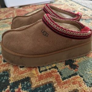 UGG Taz Platform Slip Ons